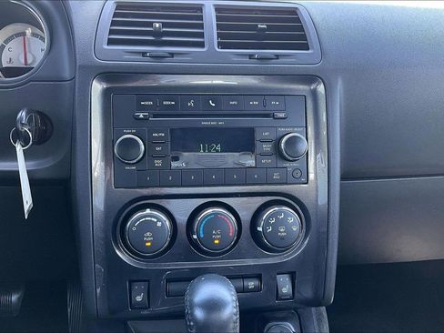 Used 2010 Dodge Challenger R/T RWD image 31