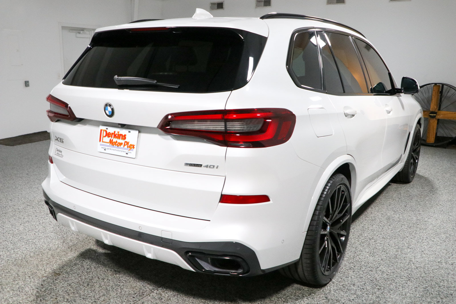 Used 2020 BMW X5 sDrive40i w/ M Sport Package RWD image 7