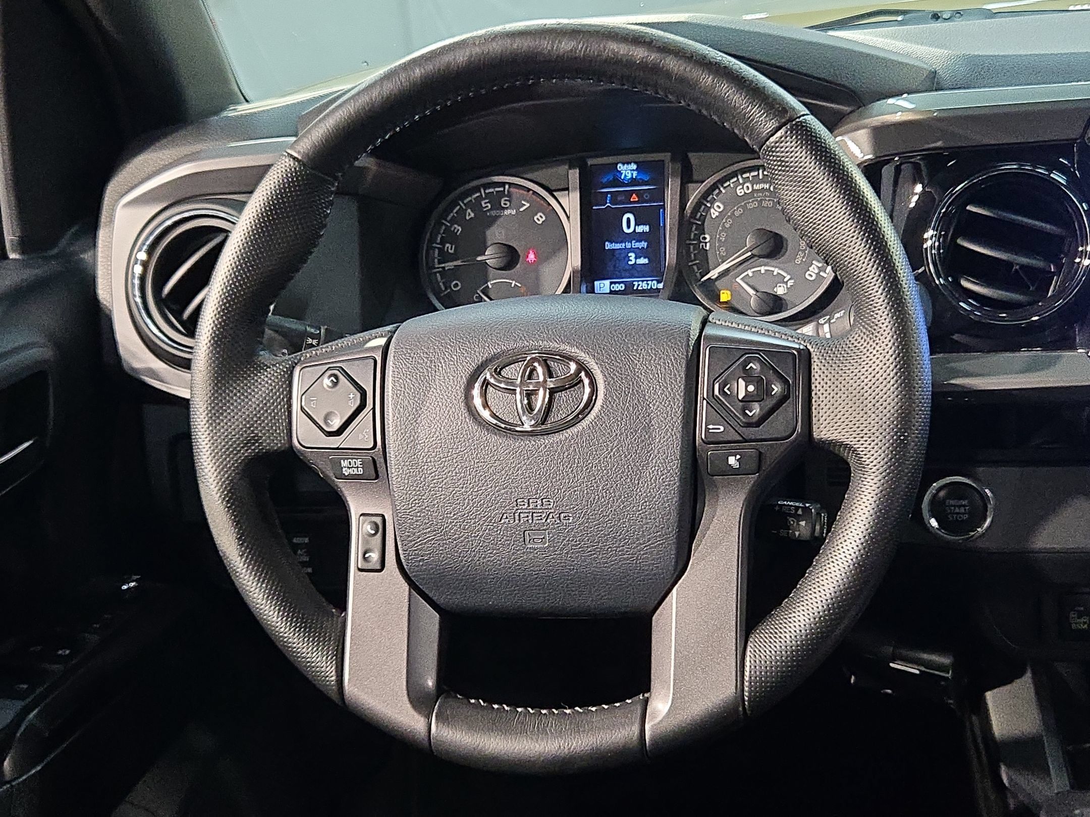 Used 2016 Toyota Tacoma TRD Off-Road w/ Premium & Technology Package RWD image 27