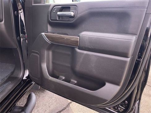 Used 2019 Chevrolet Silverado 1500 LT w/ All-Star Edition image 34