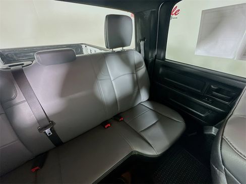 Used 2024 RAM 3500 Tradesman w/ Chrome Appearance Group image 14