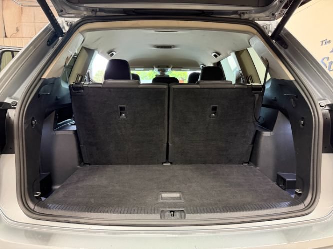 Used 2025 Volkswagen Atlas SE FWD image 26