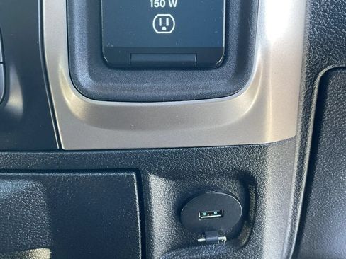 Used 2017 RAM 1500 Big Horn AWD/4WD image 33