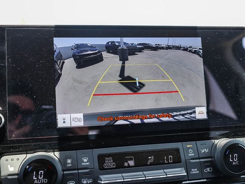 Certified 2024 Toyota Grand Highlander XLE FWD image 24