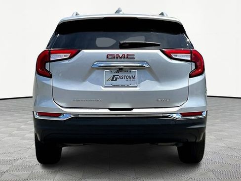 Used 2022 GMC Terrain SLT image 6