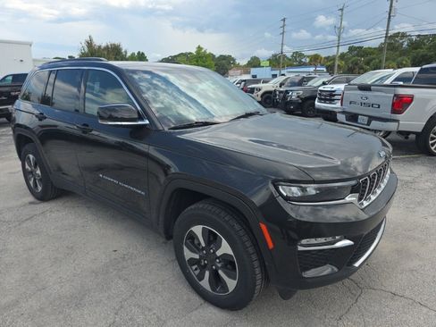 Used 2024 Jeep Grand Cherokee Limited 4xe AWD/4WD image 2