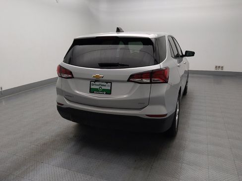 Used 2022 Chevrolet Equinox LS w/ LS Convenience Package image 7