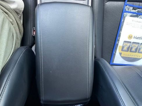 Used 2023 Kia Sorento EX AWD/4WD image 10