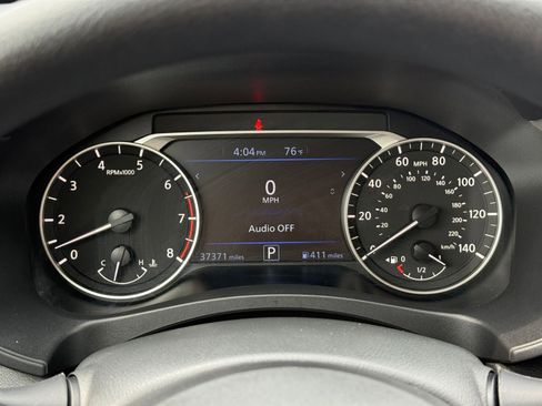 Used 2025 Nissan Altima 2.5 SV image 40