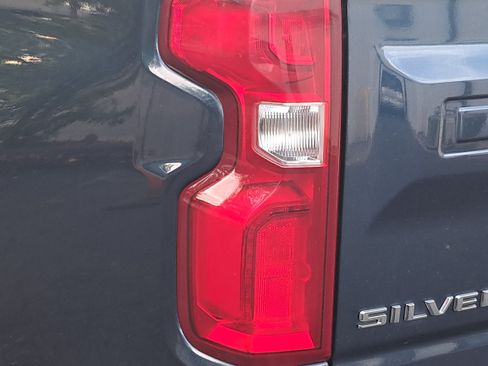 Used 2019 Chevrolet Silverado 1500 Custom w/ Custom Value Package AWD/4WD image 29