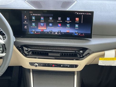 New 2026 BMW 330i Sedan w/ Convenience Package RWD image 15