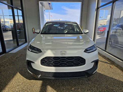 New 2026 Honda HR-V LX image 6