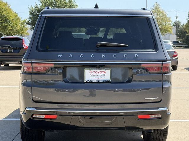 Used 2024 Jeep Wagoneer Series II AWD/4WD image 5