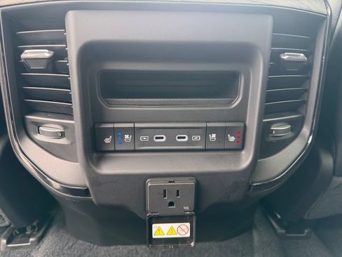 Used 2026 RAM 1500 Limited AWD/4WD image 18