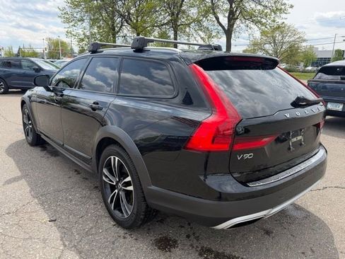 Used 2019 Volvo V90 T5 Cross Country w/ Protection Package Premier AWD/4WD image 9