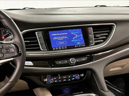 Used 2022 Buick Enclave Premium w/ Experience Buick Package image 6