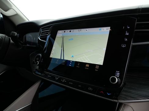 Used 2023 Jeep Wagoneer Series II w/ Premium Group I image 21