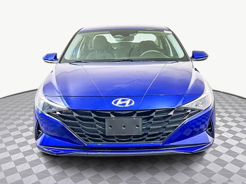 Used 2021 Hyundai Elantra SEL image 2