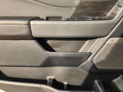 New 2025 Ford F150 Lariat w/ Equipment Group 502A High image 21