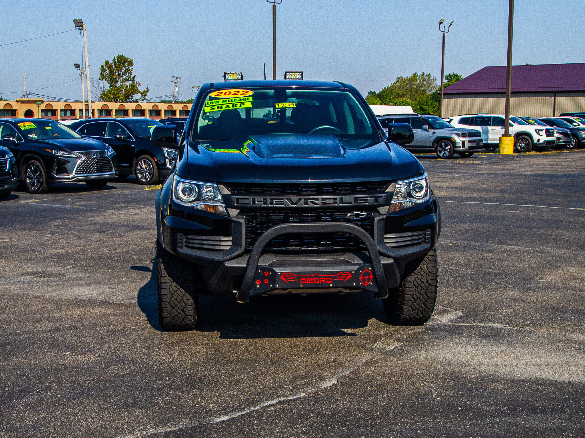 Used 2022 Chevrolet Colorado ZR2 AWD/4WD image 2