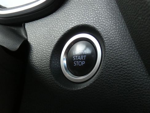 Used 2020 Toyota Corolla XSE image 62