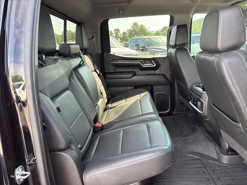 Used 2024 GMC Sierra 1500 Elevation w/ Elevation Premium Package AWD/4WD image 15