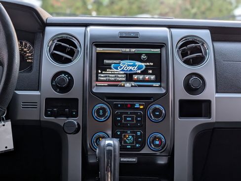 Used 2014 Ford F150 FX4 w/ Equipment Group 402A Luxury image 16