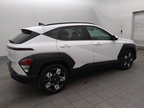 Used 2025 Hyundai Kona SEL FWD image 10