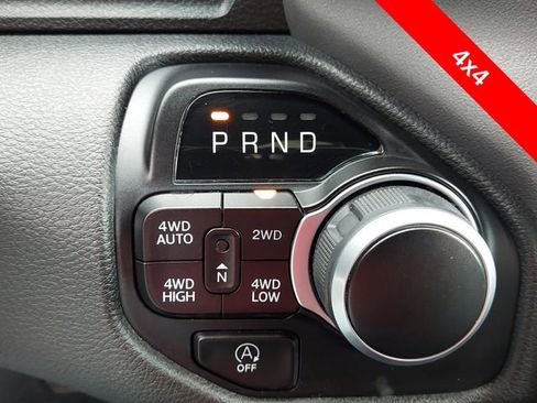 Used 2022 RAM 1500 Big Horn AWD/4WD image 14