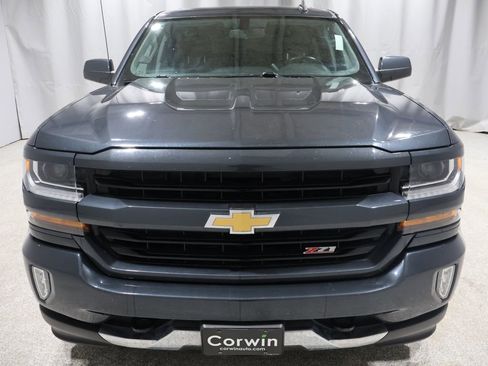 Used 2018 Chevrolet Silverado 1500 LT w/ All Star Edition image 9