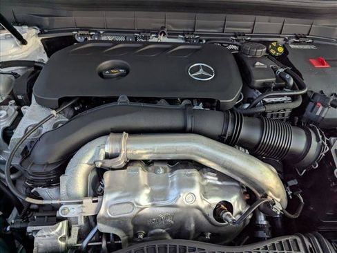 Used 2026 Mercedes-Benz GLB 250 image 15