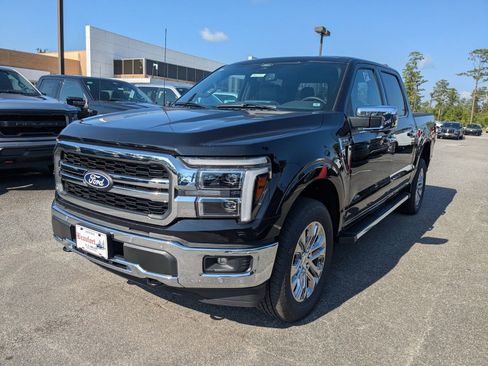 New 2025 Ford F150 Lariat w/ Equipment Group 501A Mid image 9