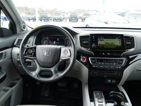 Used 2021 Honda Pilot Touring image 22