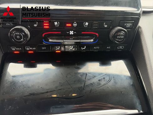 Used 2023 Jeep Grand Cherokee L Overland w/ Luxury Tech Group IV image 22