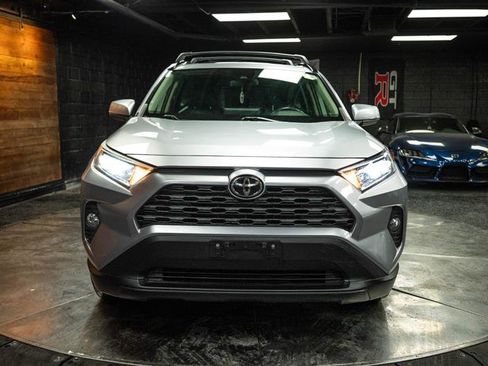 Used 2019 Toyota RAV4 XLE Premium w/ All Weather Liner Package image 4