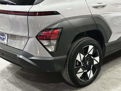 Used 2025 Hyundai Kona SEL AWD/4WD image 14