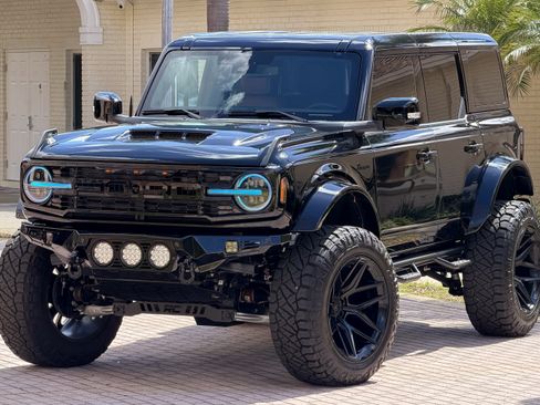 Used 2025 Ford Bronco Outer Banks AWD/4WD image 40