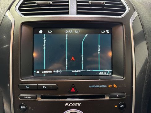 Used 2017 Ford Explorer Sport w/ Equipment Group 401A AWD/4WD image 17