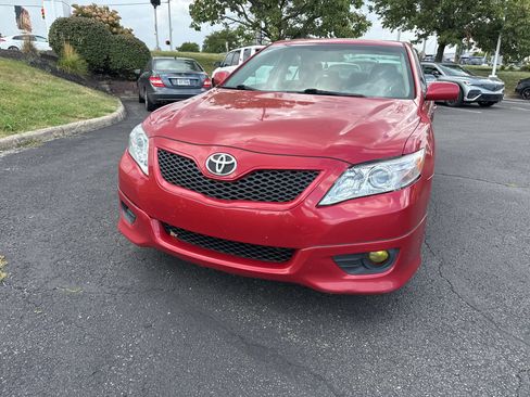 Used 2010 Toyota Camry SE w/ Sport Leather Pkg FWD image 9