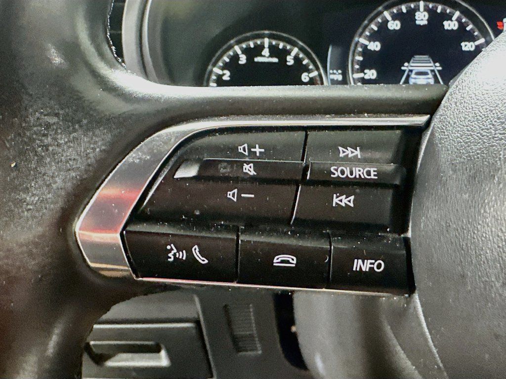 Used 2024 MAZDA MAZDA3 s FWD image 23