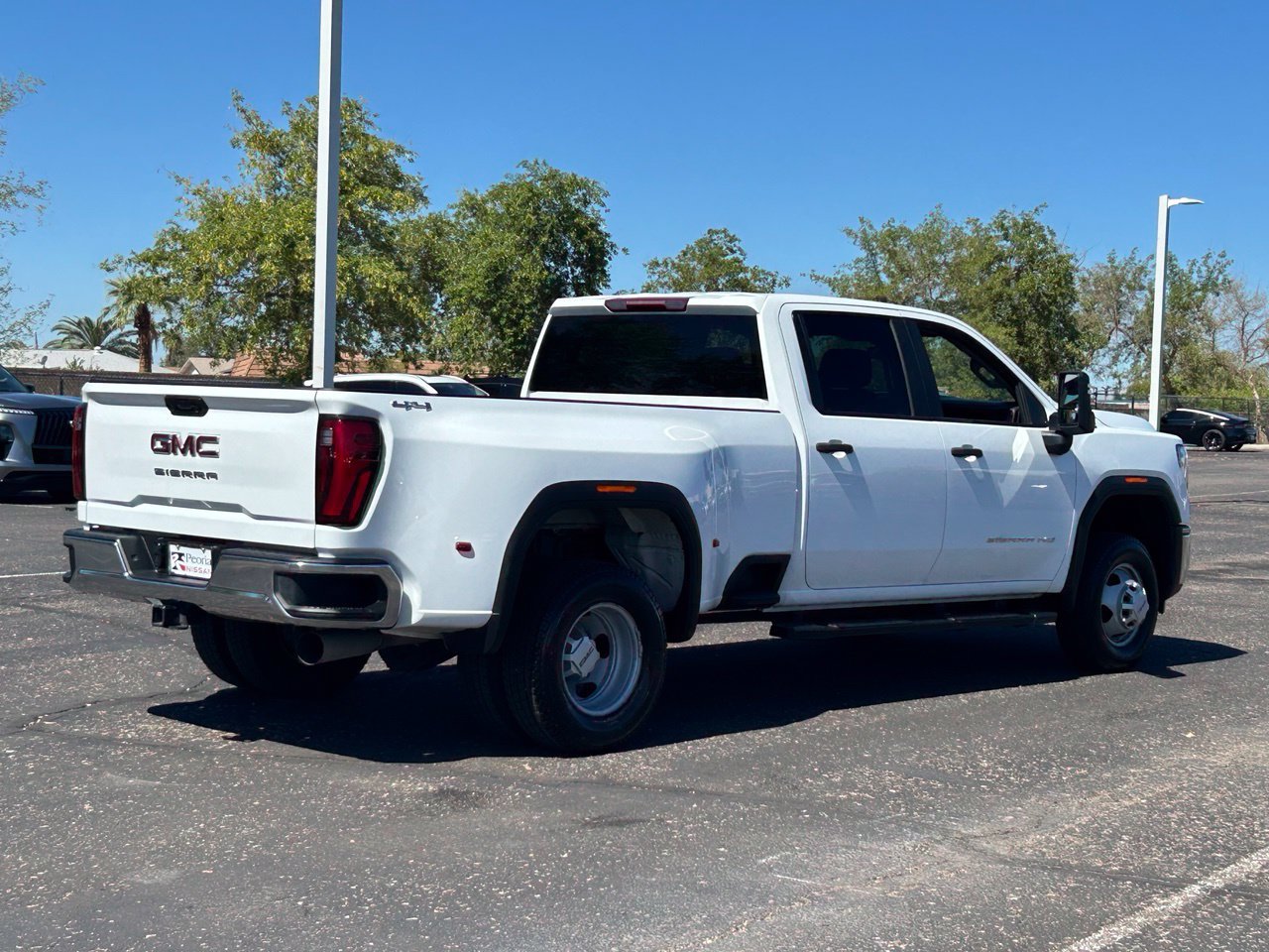 Used 2026 GMC Sierra 3500 Pro w/ Convenience Package AWD/4WD image 6