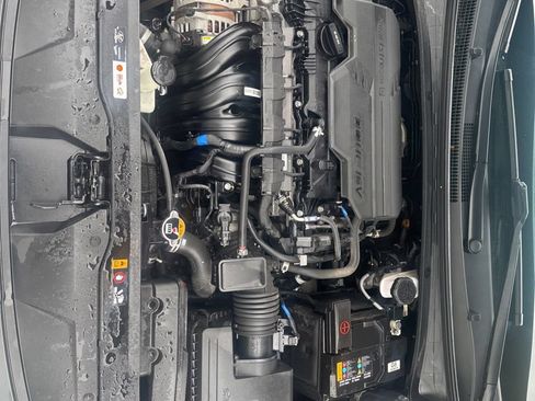 Used 2023 Hyundai Elantra SEL FWD image 13