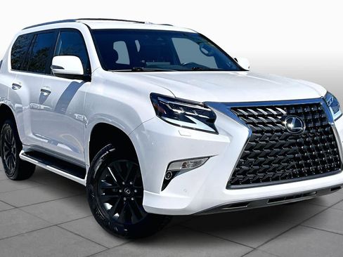 Used 2023 Lexus GX 460 Premium w/ Premium Package image 3