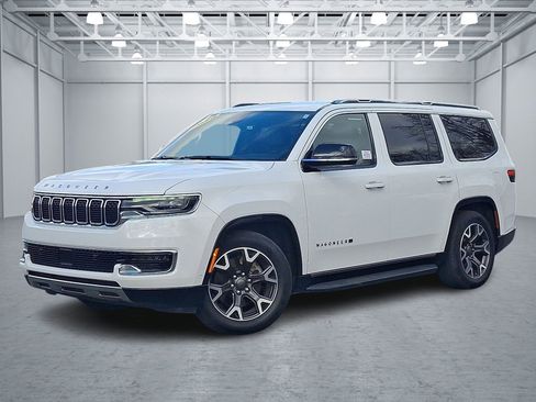 Used 2024 Jeep Wagoneer Series III image 1