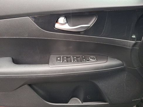 Used 2023 Kia Forte GT-Line w/ GT-Line Premium Package FWD image 12