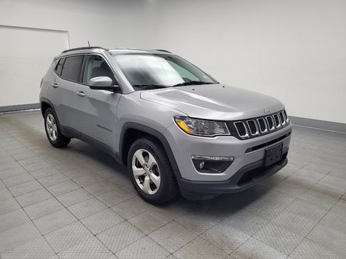 Used 2020 Jeep Compass Latitude w/ Cold Weather Group FWD image 13
