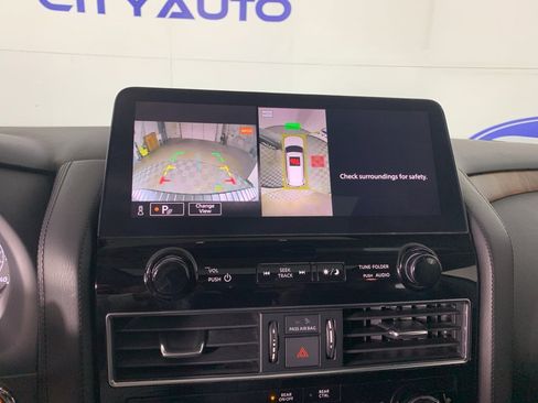 Used 2021 Nissan Armada SL w/ Captain's Chairs Package image 28