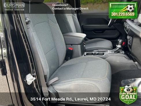 Used 2024 Jeep Wrangler Unlimited Sahara AWD/4WD image 21