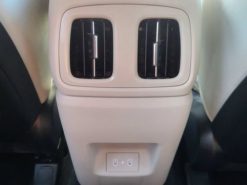 Used 2025 Hyundai Tucson Limited FWD image 29