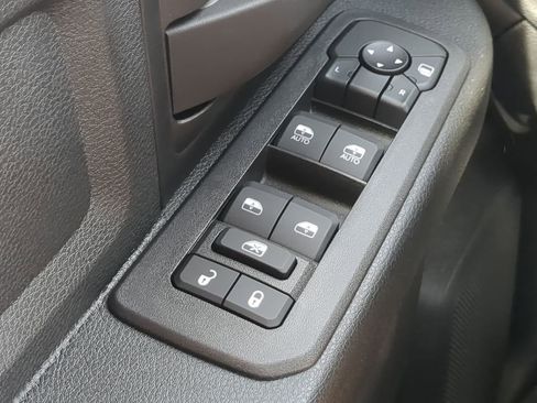 New 2026 RAM 4500 Tradesman w/ Chrome Appearance Group AWD/4WD image 21